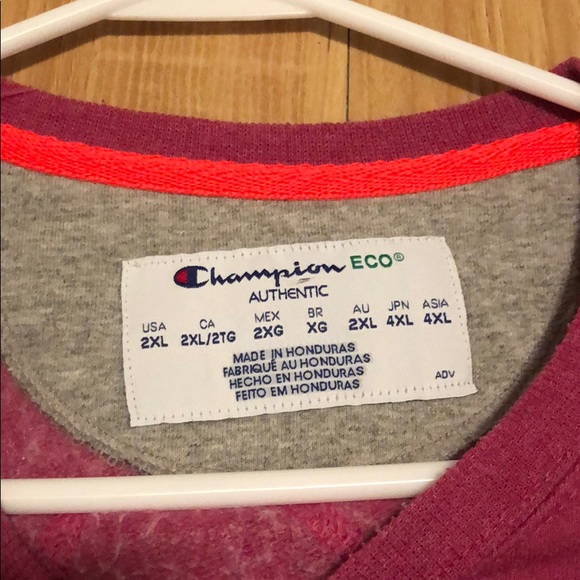 Champion Sweatshirt - Picture 3 of 5